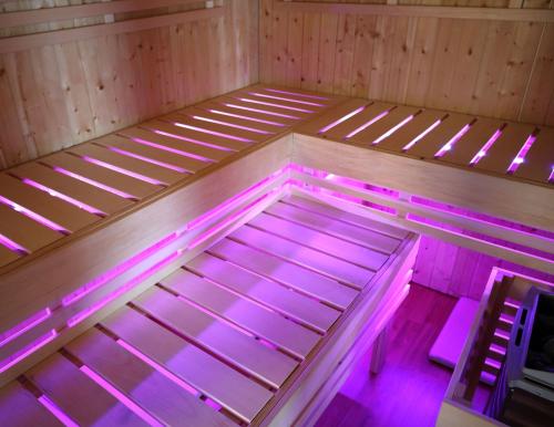 szauna LED lámpa a padok alatt KARIBU (36687)